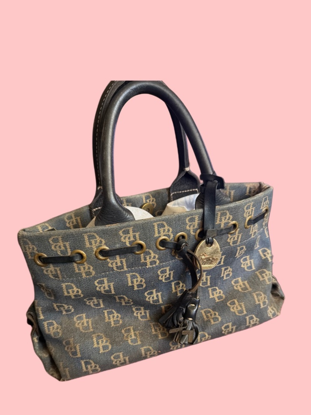 Dooney & Bourke